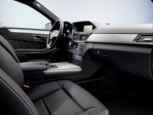 Mercedes-Benz E500 Avantgarde AMG Sports Package '2010